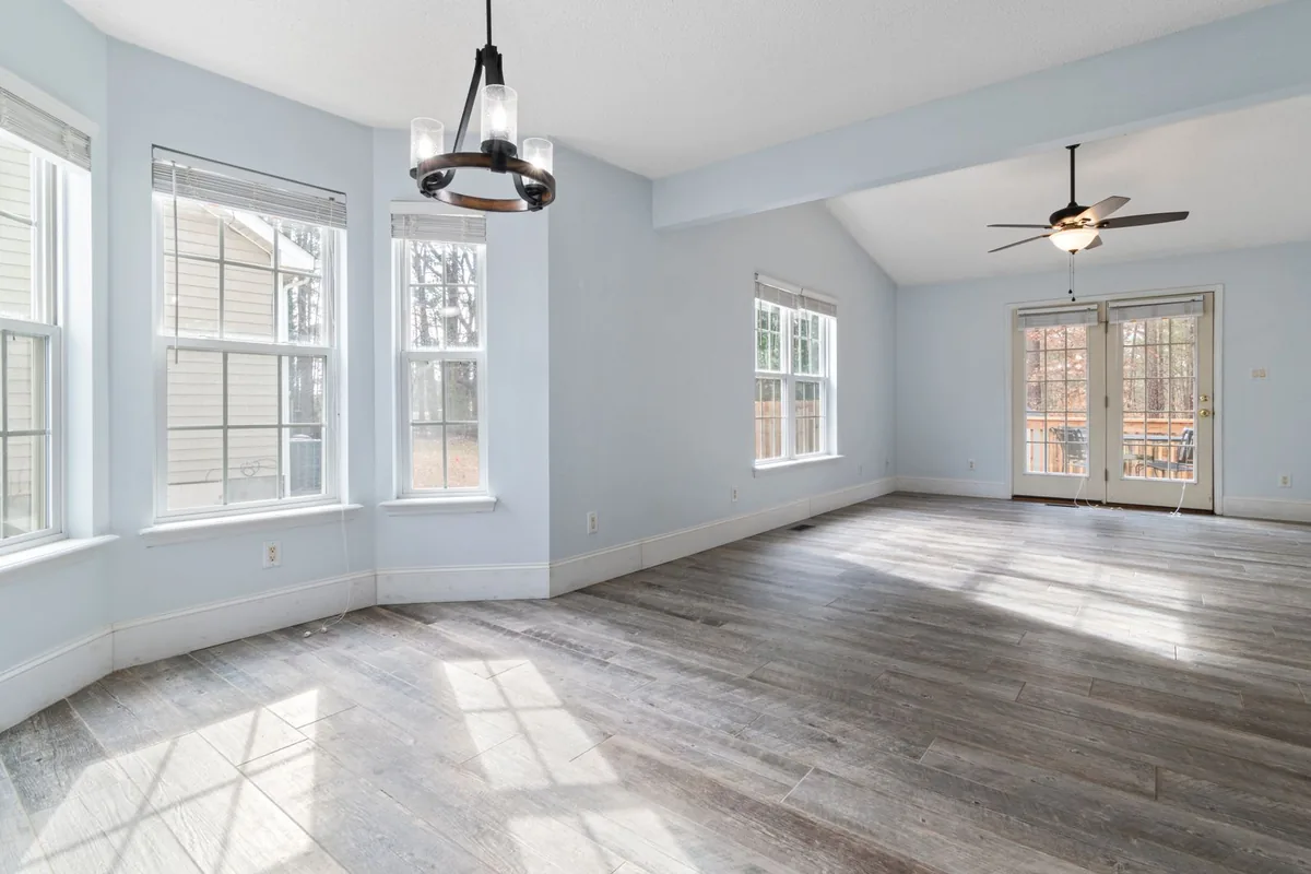 Clean, safe room after biohazard cleanup in Tuxedo Park, Atlanta, GA